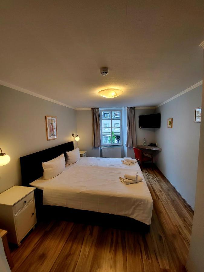 Hotel Am Markt Saarburg Luaran gambar